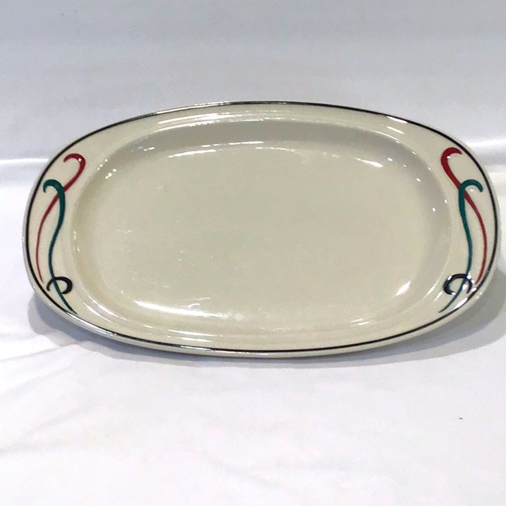 Homer Laughlin USA “Lyrica” platter, EUC